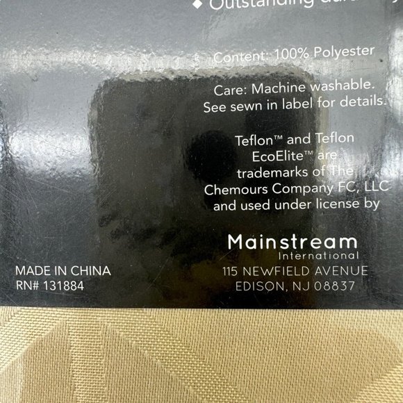 Set of 12 Napkins 18 x 18 inch Gold 3 packs of 4 NIP - Picture 7 of 7